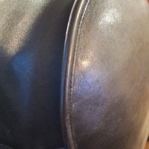 Vintage Coach Black Leather Hobo Bag - Picture 14 of 16